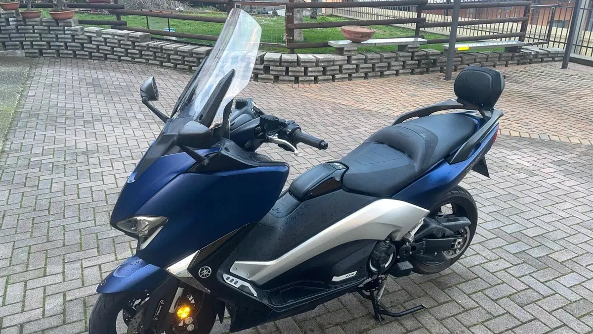 Yamaha T-Max 530 DX (2017 - 19)  (3)
