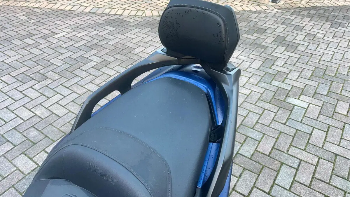 Yamaha T-Max 530 DX (2017 - 19)  (10)