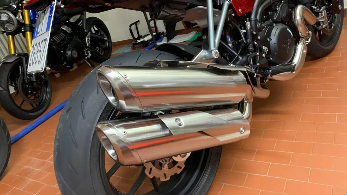 Moto Morini Milano 1200 (2018 - 20)  (5)