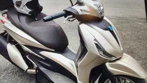 Piaggio Beverly 400 ABS-ASR (2021 - 24) 