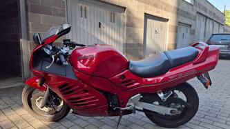 Suzuki RF 900 R epoca