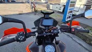 KTM 890 Adventure (2021)  (3)