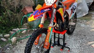 KTM 250 SX-F (2023) 