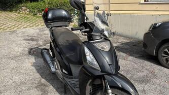 Kymco People 300i GT (2010 - 17) usata