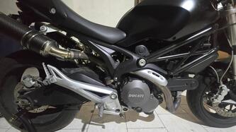 Ducati Monster 696 Plus (2007 - 14) usata