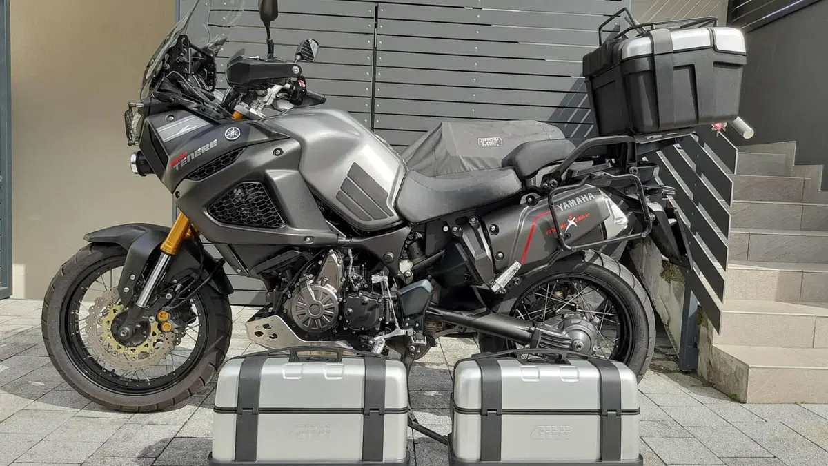 Yamaha XT1200ZE Super Ténéré (2015 - 16)  (10)