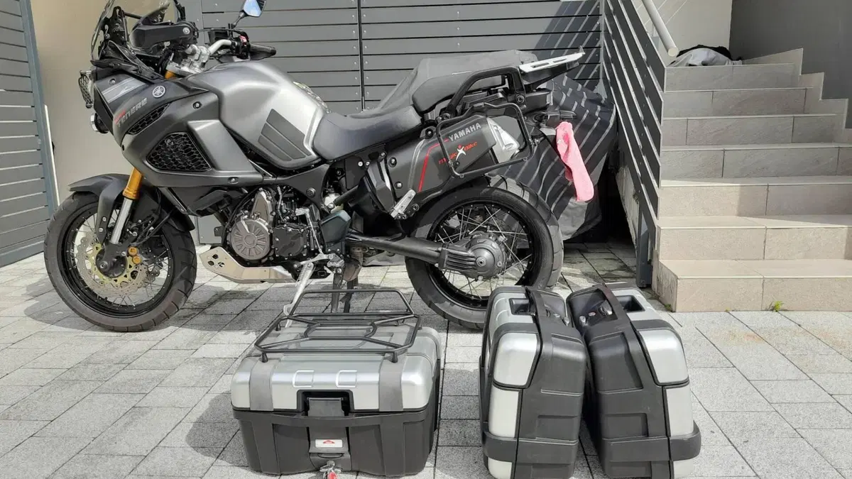 Yamaha XT1200ZE Super Ténéré (2015 - 16)  (11)