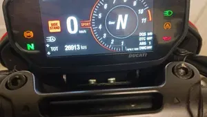 Ducati Hypermotard 950 (2022 - 25)  (9)