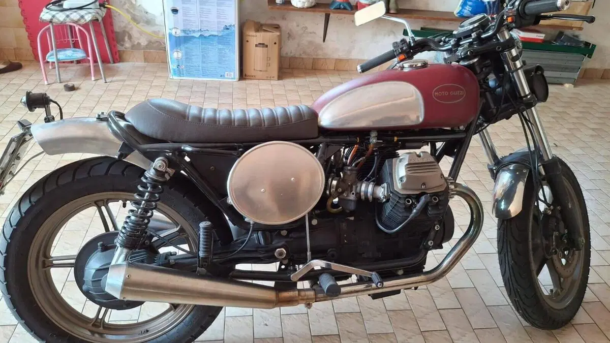 Moto Guzzi   (3)