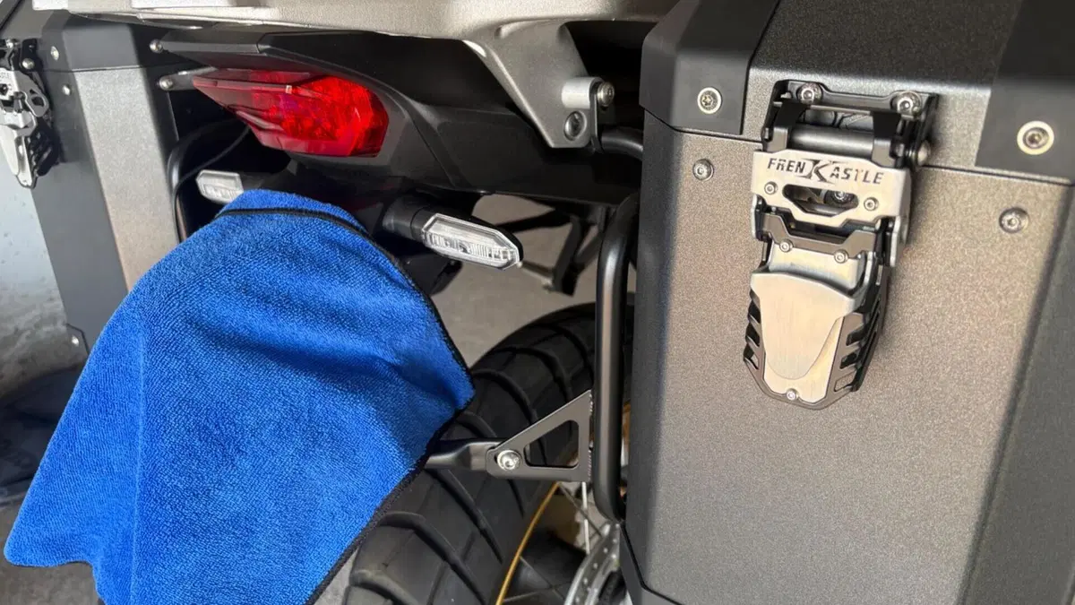 Honda Transalp XL750 (2025)  (3)