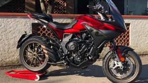 MV Agusta Turismo Veloce 800 Lusso (2020) 