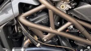 MV Agusta Brutale 990 R (2009 - 12)  (2)