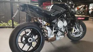 MV Agusta Brutale 800 (2012 - 15)  (4)