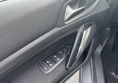 Peugeot 308 SW 1.6 HDi 92 CV Active (20)