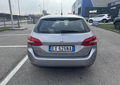 Peugeot 308 SW 1.6 HDi 92 CV Active (6)