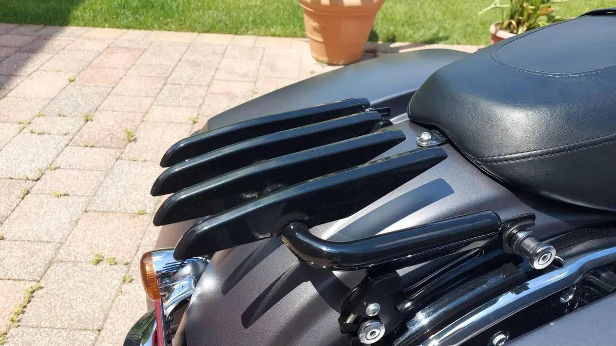 Harley-Davidson 107 Street Glide Special (2017 - 19) - FLHXS  (5)