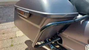 Harley-Davidson 107 Street Glide Special (2017 - 19) - FLHXS  (8)