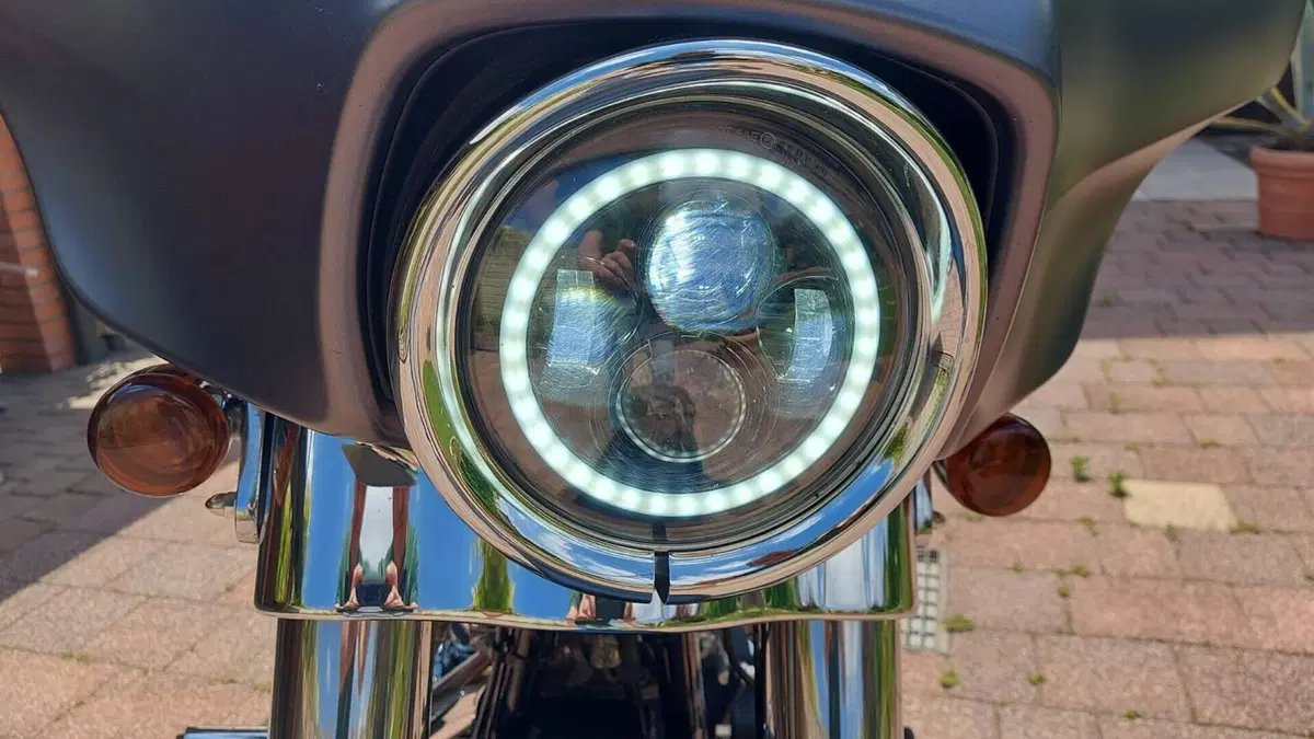 Harley-Davidson 107 Street Glide Special (2017 - 19) - FLHXS  (9)