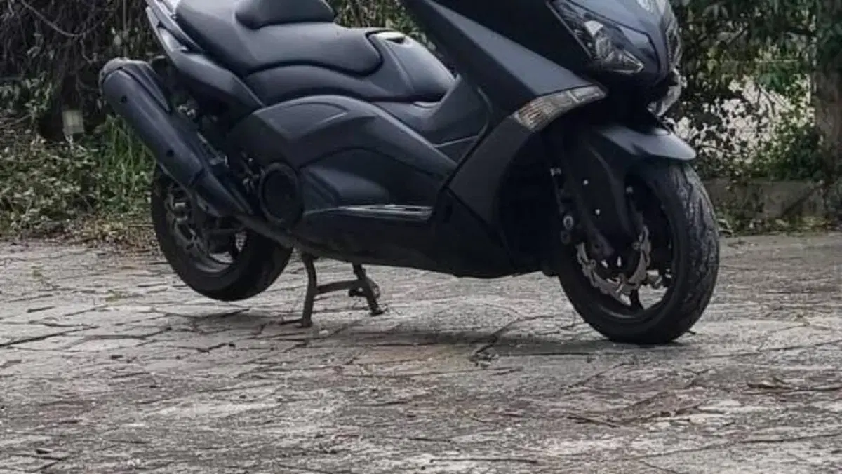 Yamaha T-Max 530 (2012 - 14)  (3)