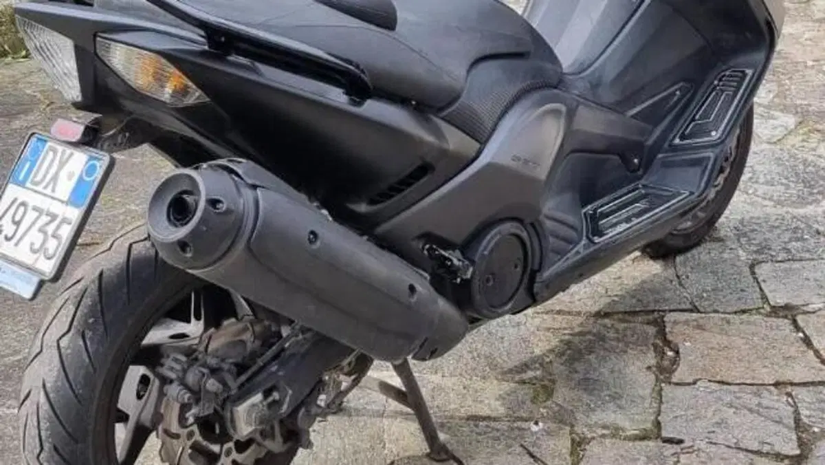 Yamaha T-Max 530 (2012 - 14)  (4)