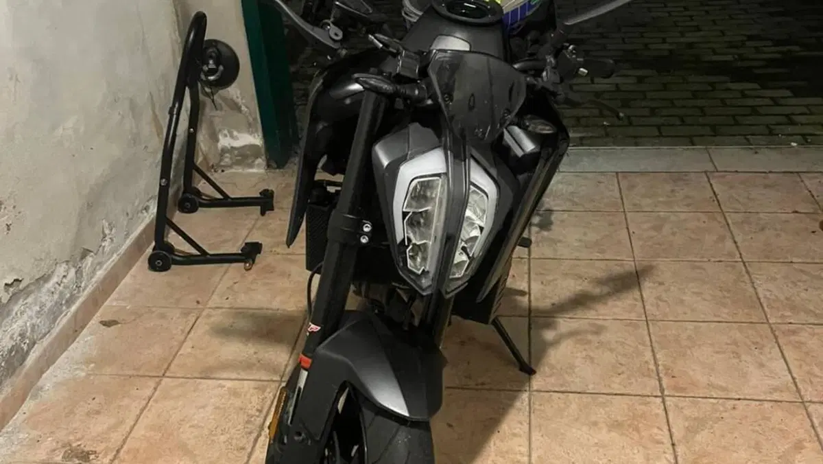 KTM 890 Duke (2021 - 23)  (2)