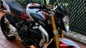 MV Agusta Brutale 800 RR (2015 - 16)  (6)