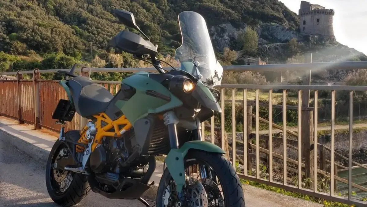 Moto Morini Granpasso 1200 (2010 - 20)  (7)