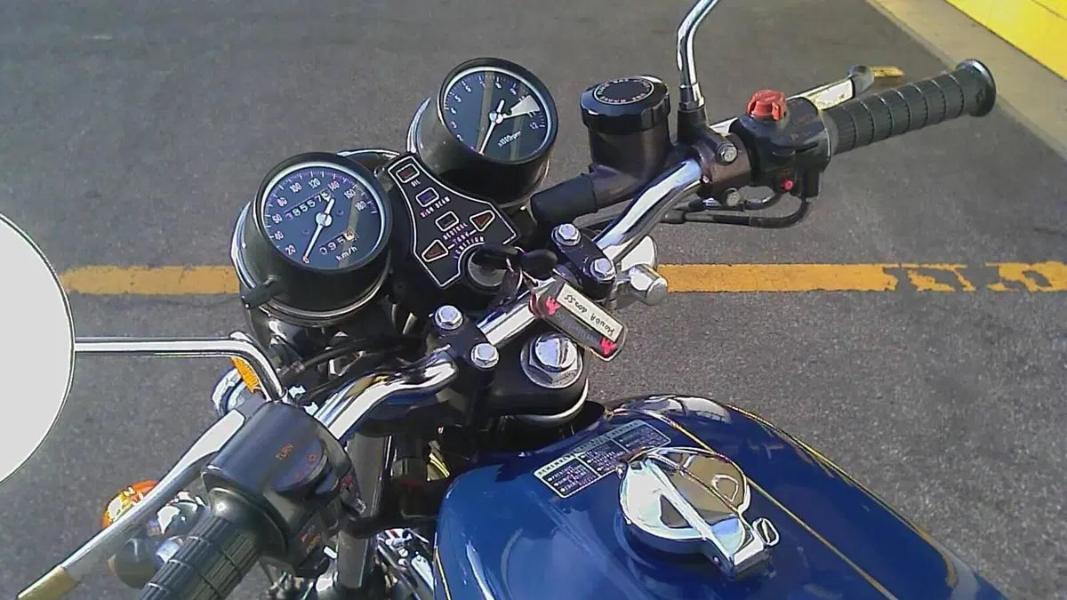 Honda   (4)
