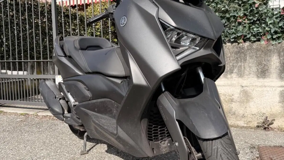 Yamaha X-Max 125 (2021 - 24)  (2)