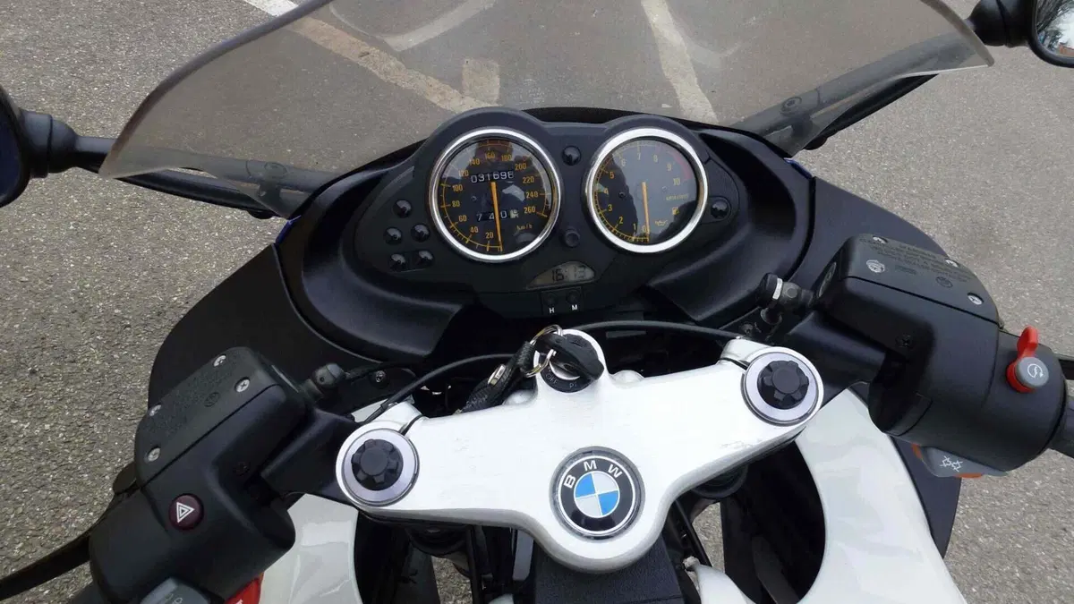Bmw R 1100 S Replika  (4)