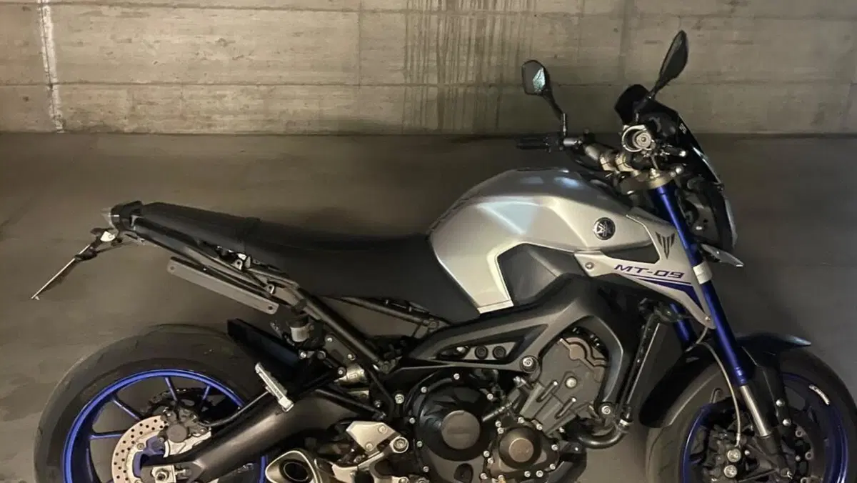 Yamaha MT-09 Street Rally (2014 - 16)  (2)