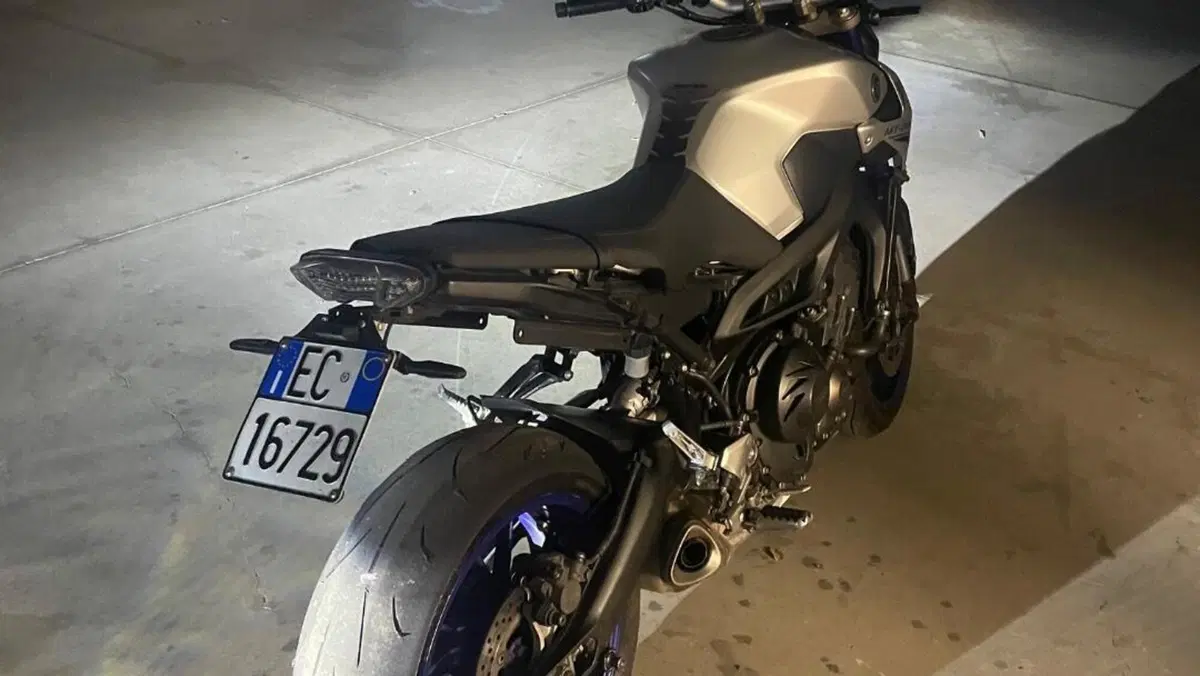 Yamaha MT-09 Street Rally (2014 - 16)  (4)