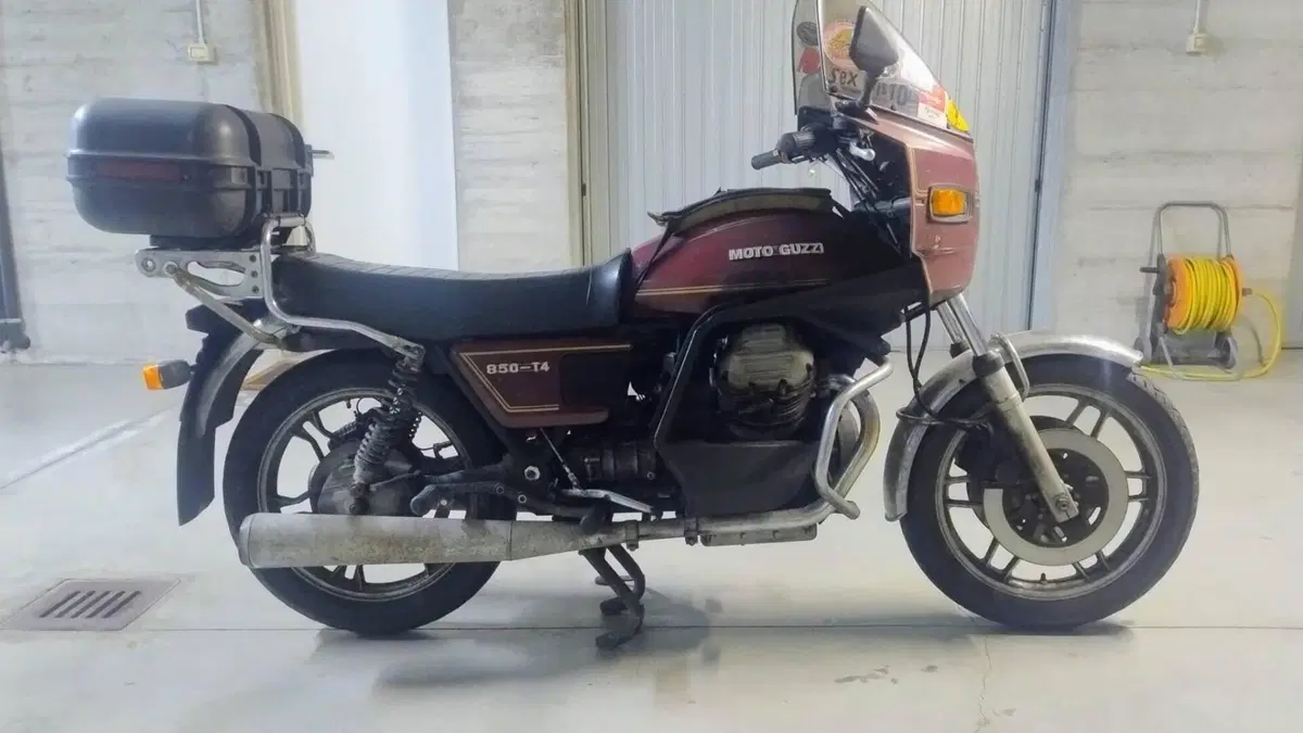 Moto Guzzi   (3)