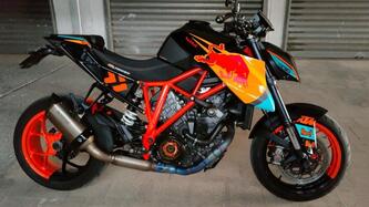 KTM Super duke r epoca