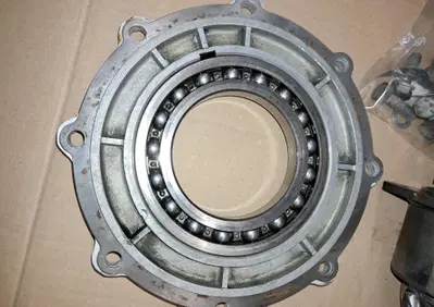 FLANGIA PER SCATOLA TRASMISSIONE V7/750 SPECIAL/85 Moto Guzzi - Annuncio 9955095