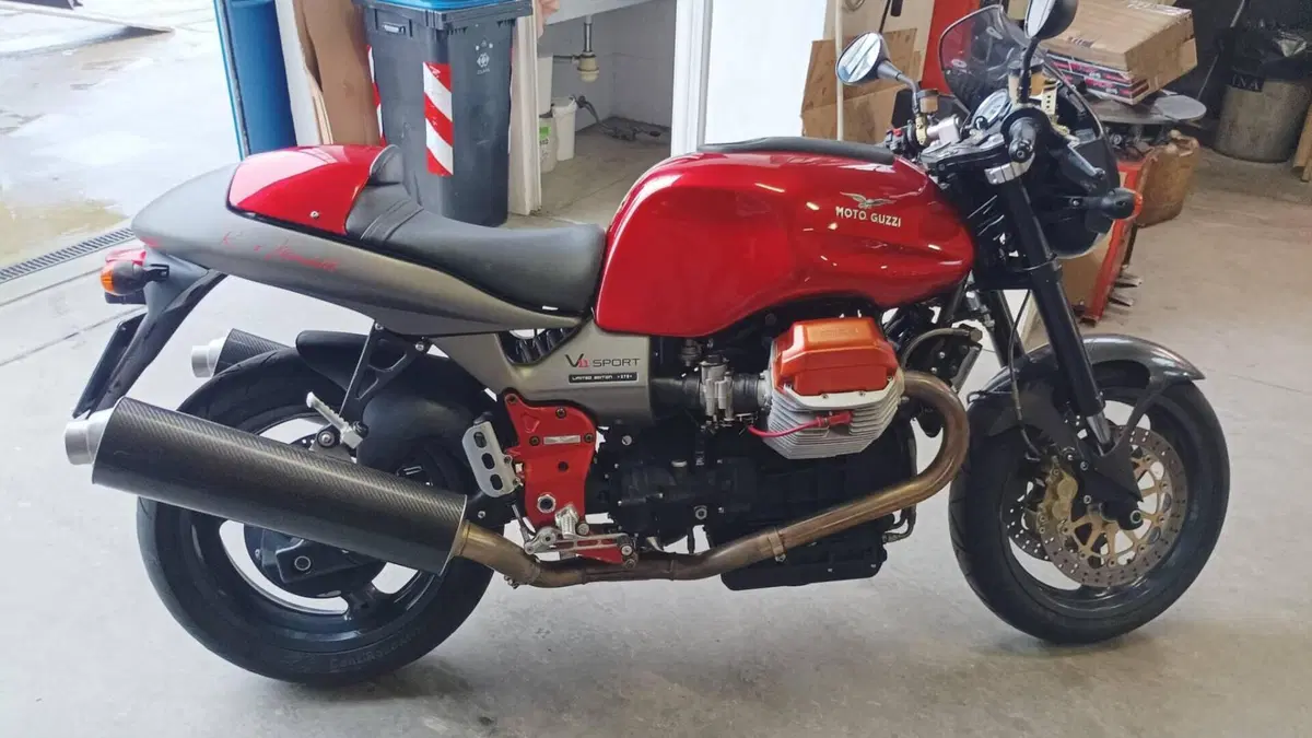 Moto Guzzi V11 Le Mans (2001 - 06)  (3)
