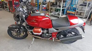 Moto Guzzi V11 Le Mans (2001 - 06)  (5)