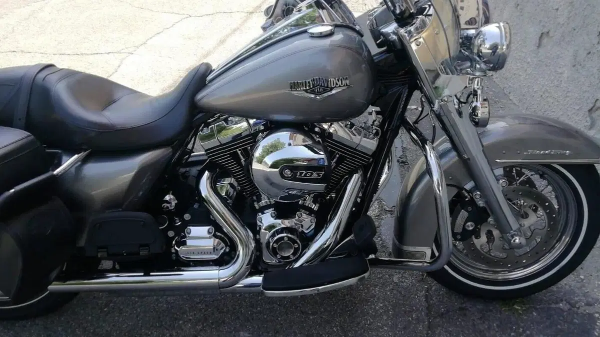 Harley-Davidson 103 Road King Classic (2014 - 16) - FLHRC  (3)