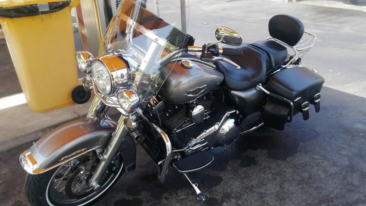 Harley-Davidson 103 Road King Classic (2014 - 16) - FLHRC  (5)