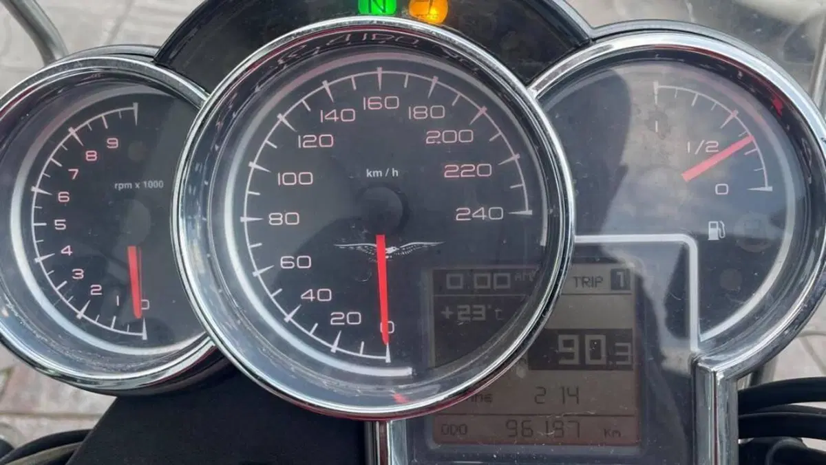 Moto Guzzi Breva V 1100 i.e.  (5)