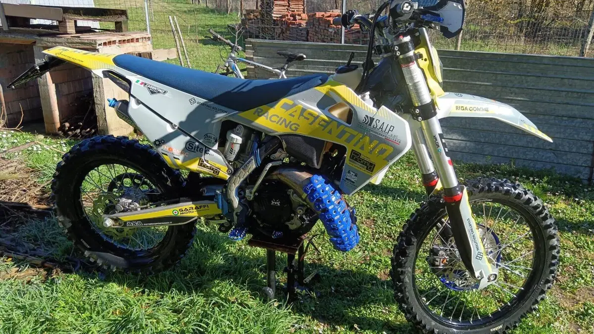 Husqvarna TE 150i (2023)  (4)