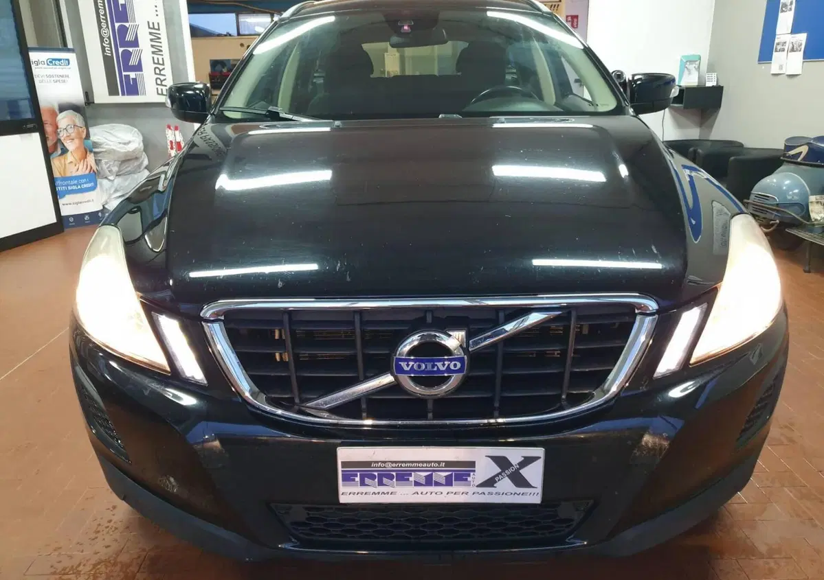 Volvo XC60 D3 Geartronic Kinetic (2)