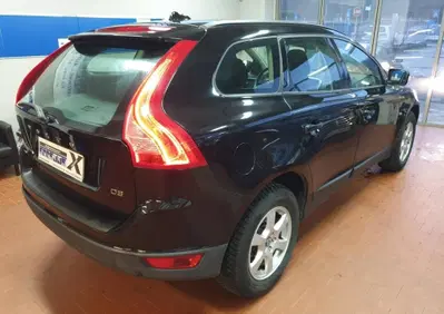 Volvo XC60 D3 Geartronic Kinetic (6)