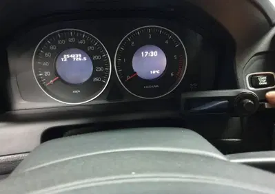 Volvo XC60 D3 Geartronic Kinetic (9)