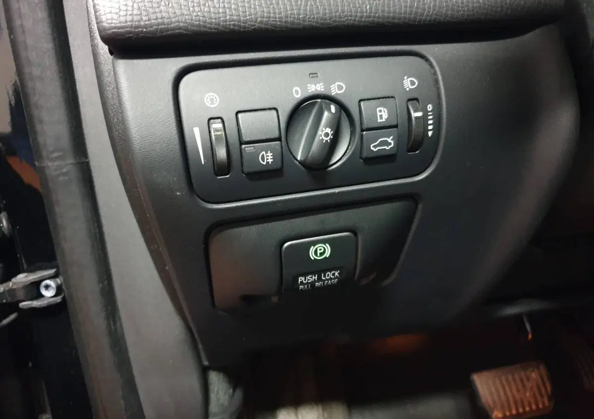 Volvo XC60 D3 Geartronic Kinetic (19)