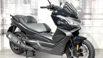 Voge Sfida SR4 MAX (2024 - 26) usata