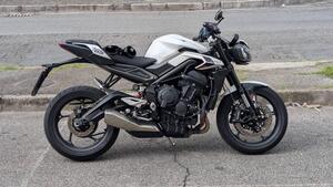Triumph Street Triple 765 R (2023 - 26) 