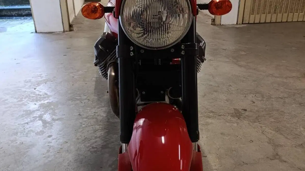 Moto Guzzi V11 Sport Naked (2002 - 05)  (3)