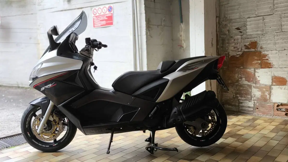 Aprilia SRV 850 ABS (2011 - 16)  (2)