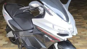Aprilia SRV 850 ABS (2011 - 16)  (6)
